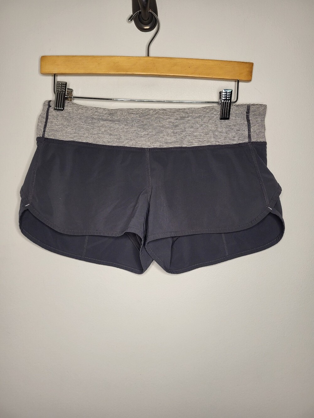 Lululemon Groovy Run Shorts Estimated Size 8 Athletic Running Activewear